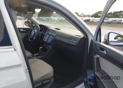 2018 Volkswagen Tiguan 2.0T Se/2.0T Sel from USA, damaged, VIN 3VV3B7AX6JM096664